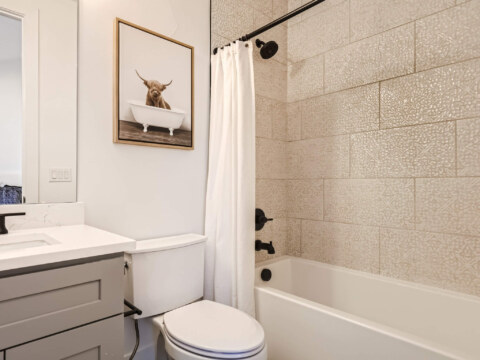 36-2nd-Floor-Bathroom